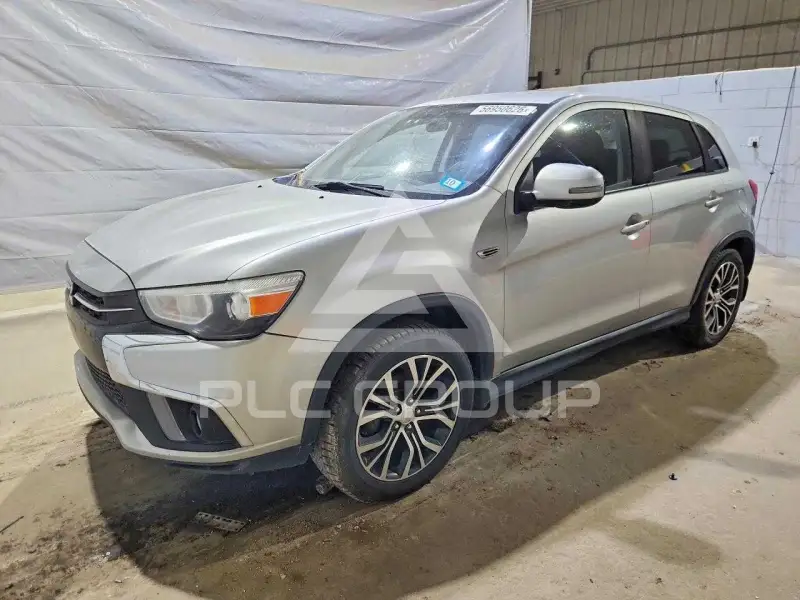 2018 Mitsubishi OUTLANDER фото