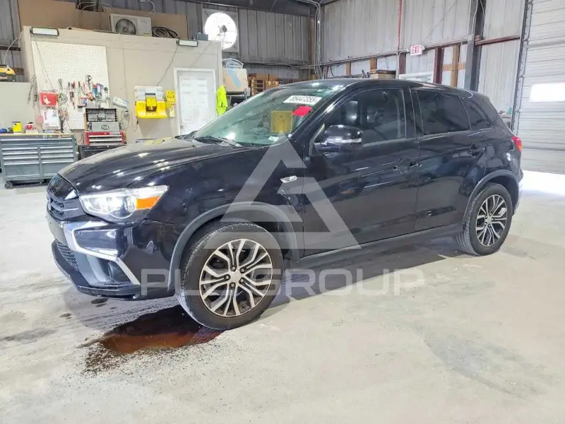 2018 Mitsubishi OUTLANDER photo