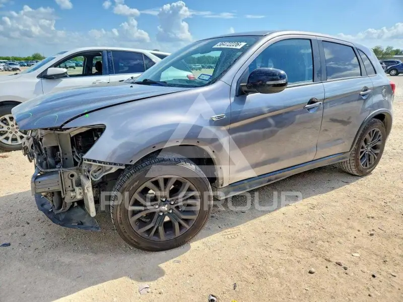 2018 Mitsubishi OUTLANDER фото
