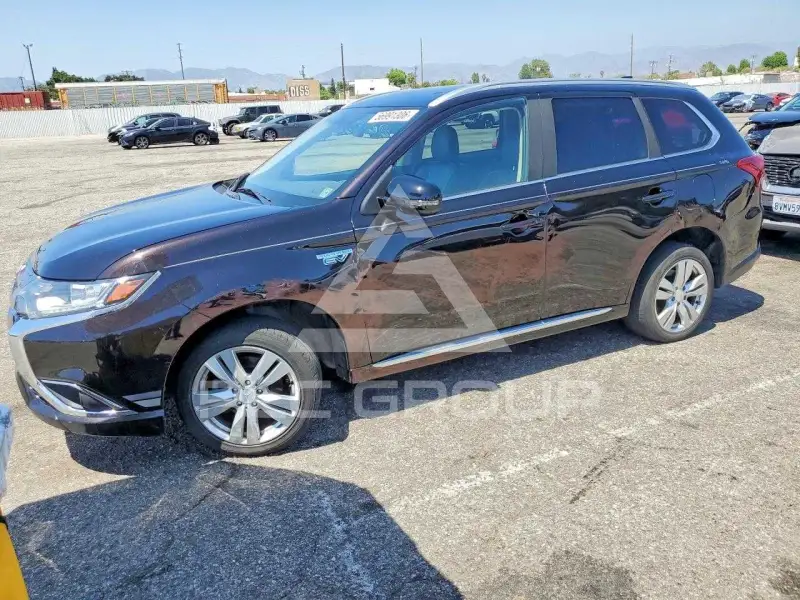 2018 Mitsubishi OUTLANDER photo