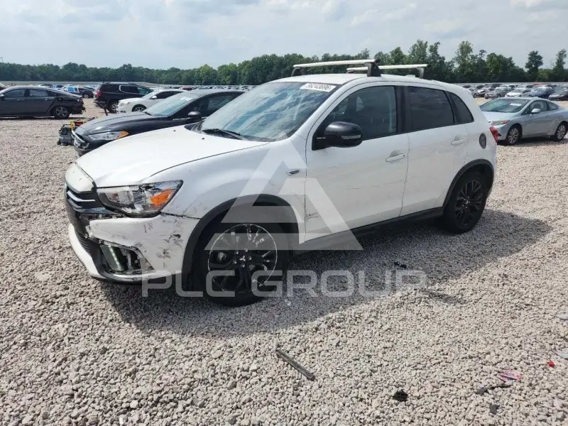 2018 Mitsubishi OUTLANDER фото