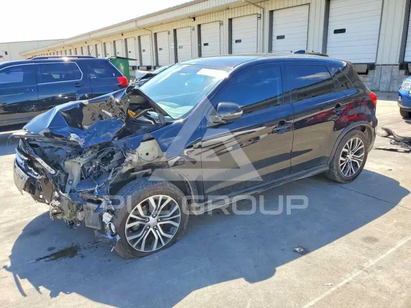 2018 Mitsubishi OUTLANDER фото