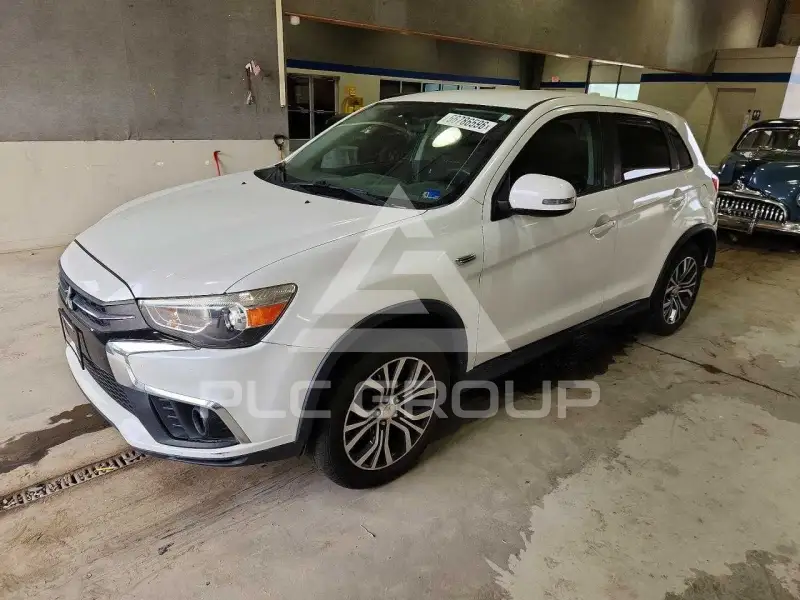 2018 Mitsubishi OUTLANDER фото