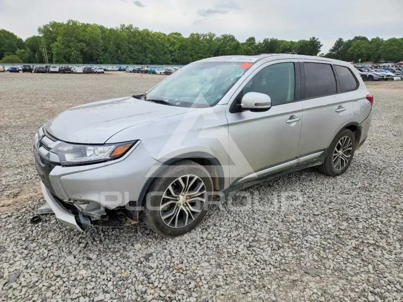 2018 Mitsubishi OUTLANDER photo
