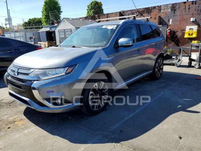 2018 Mitsubishi OUTLANDER фото
