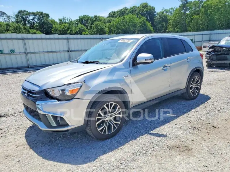 2018 Mitsubishi OUTLANDER фото