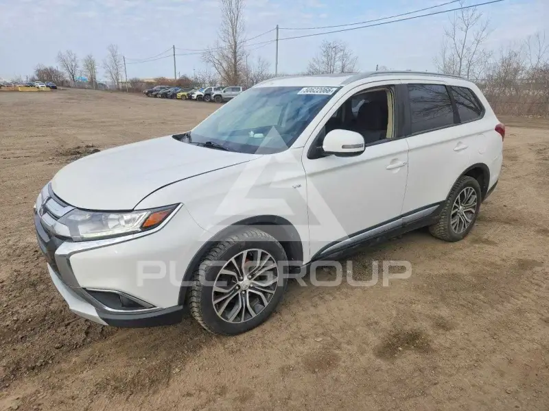 2018 Mitsubishi OUTLANDER photo
