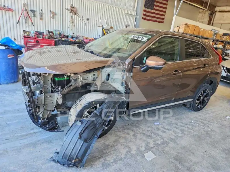 2018 Mitsubishi ECLIPSE фото