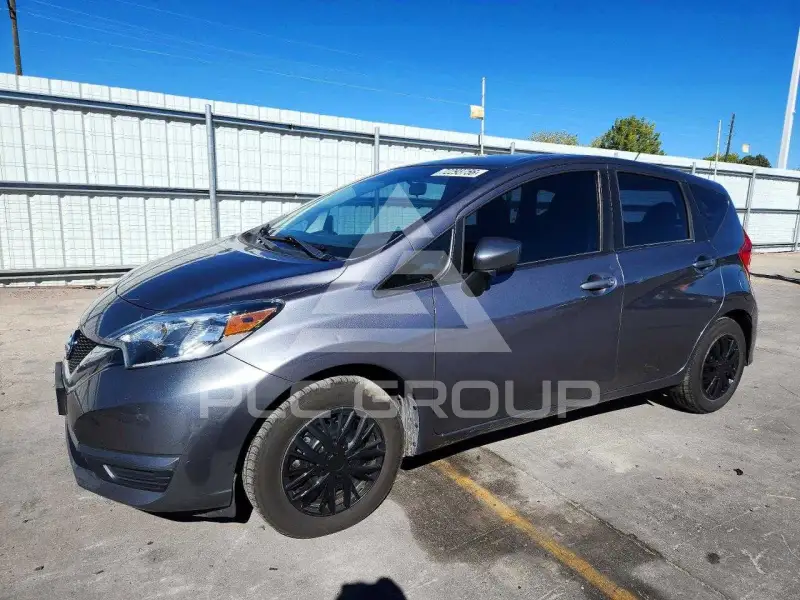 2018 Nissan VERSA фото