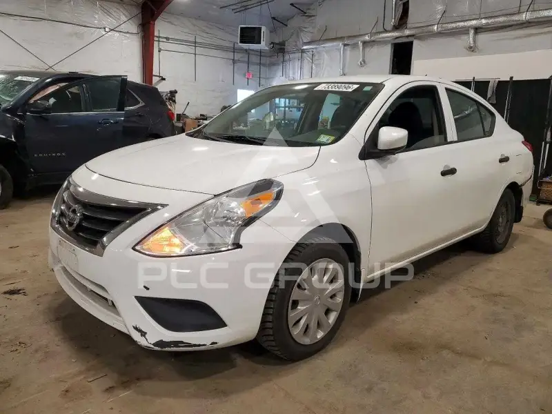 2018 Nissan VERSA фото