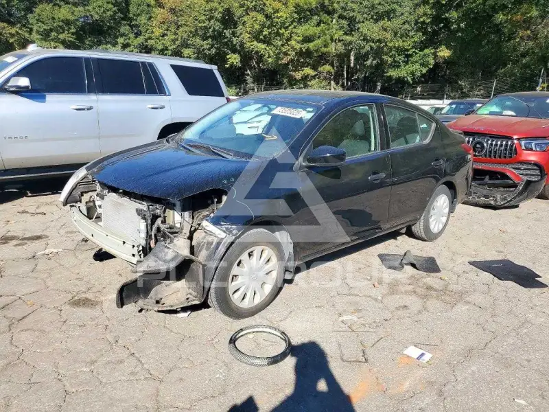 2018 Nissan VERSA фото