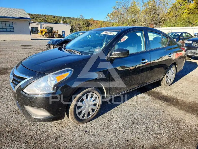 2018 Nissan VERSA photo