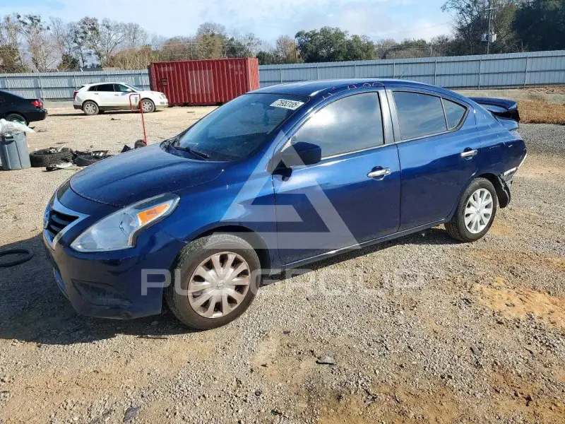 2018 Nissan VERSA photo