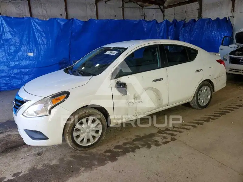 2018 Nissan VERSA photo