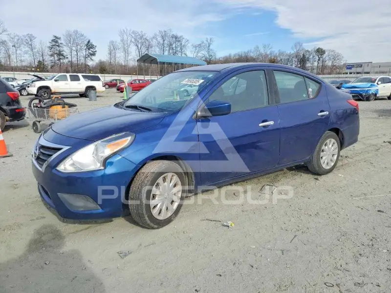 2018 Nissan VERSA photo