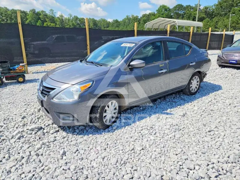 2018 Nissan VERSA фото