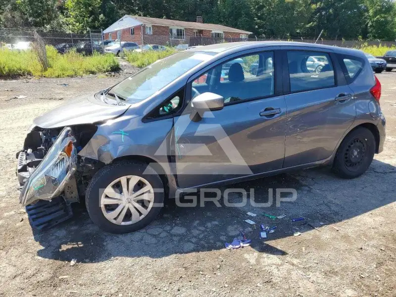 2018 Nissan VERSA фото