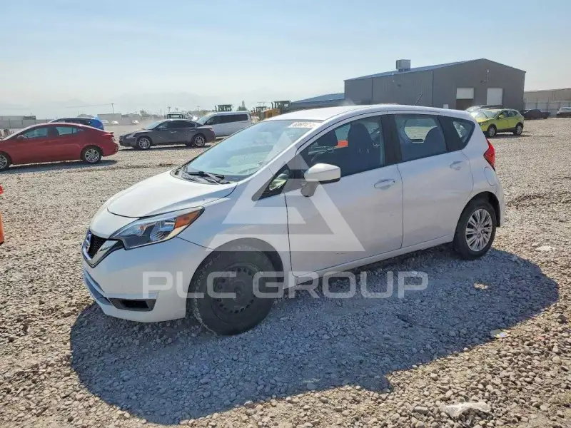 2018 Nissan VERSA фото