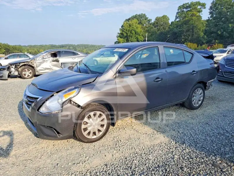 2018 Nissan VERSA фото
