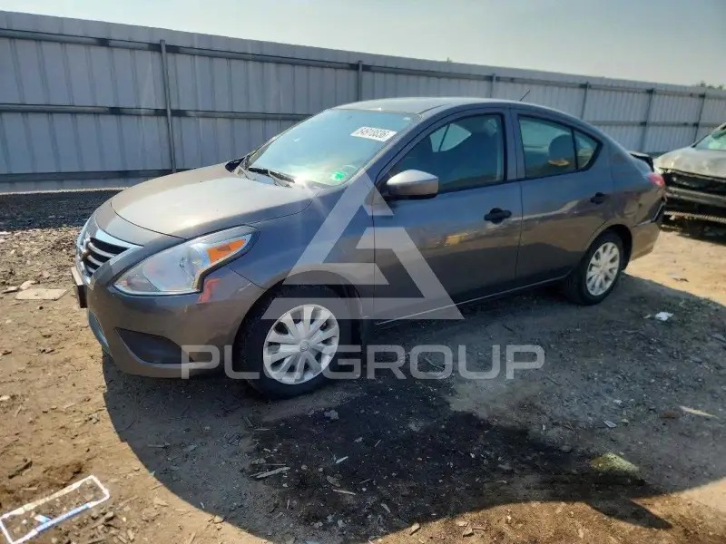 2018 Nissan VERSA фото