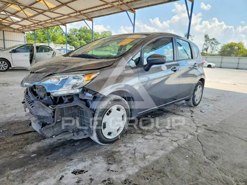 2018 Nissan VERSA фото