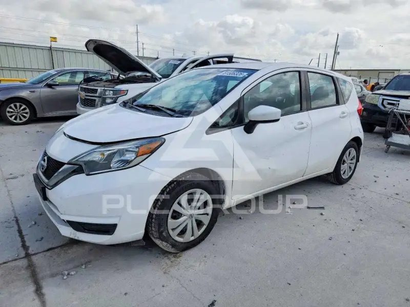 2018 Nissan VERSA photo