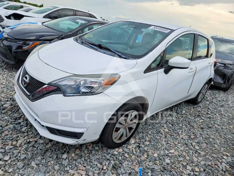 2018 Nissan VERSA фото