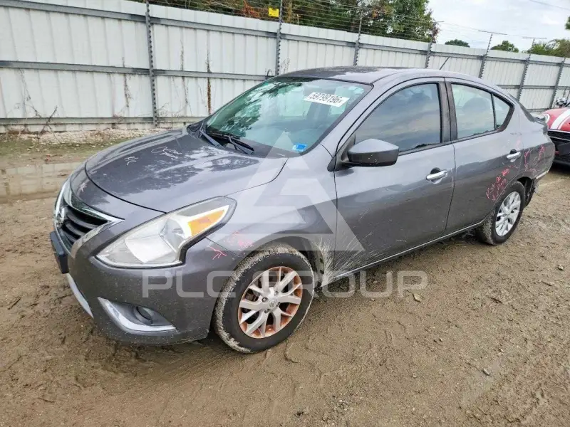 2018 Nissan VERSA photo