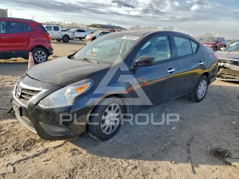 2018 Nissan VERSA фото
