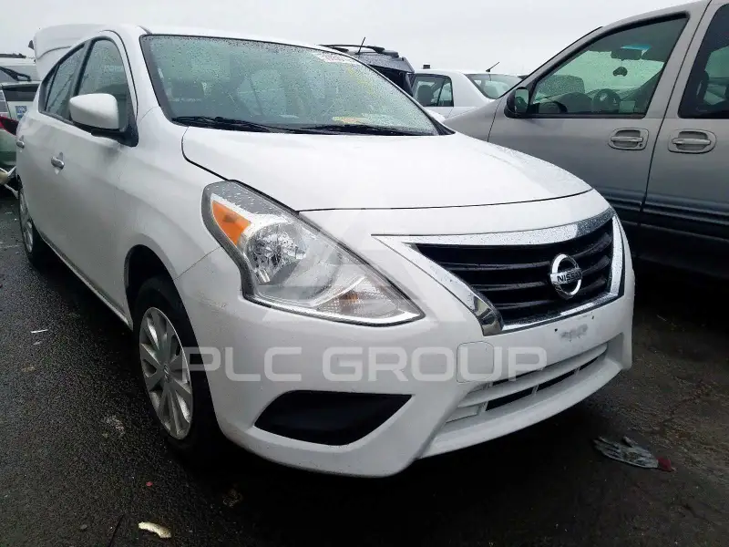 2018 Nissan VERSA фото