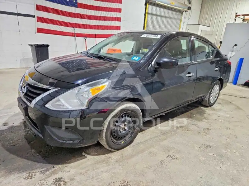 2018 Nissan VERSA фото