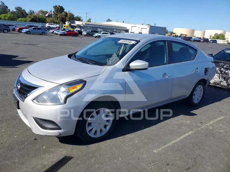 2018 Nissan VERSA photo