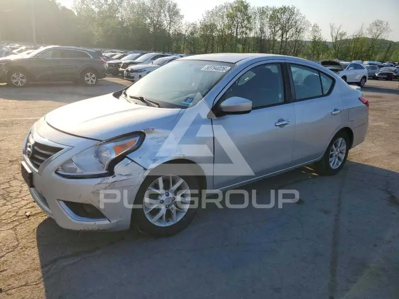 2018 Nissan VERSA photo