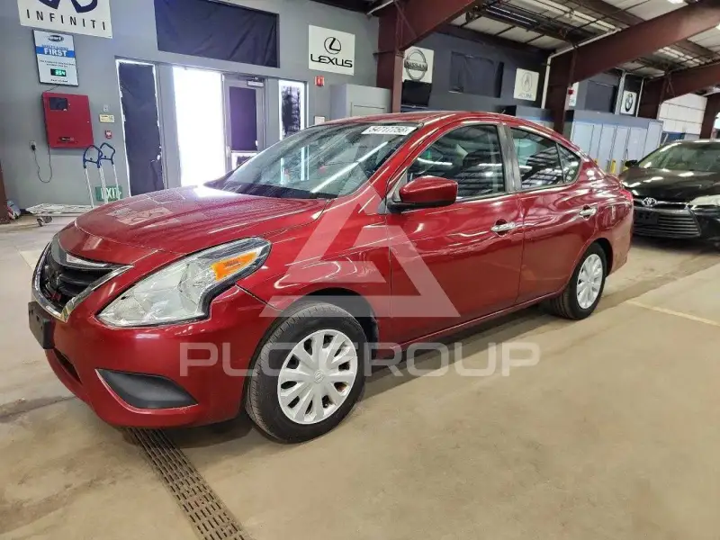 2018 Nissan VERSA фото