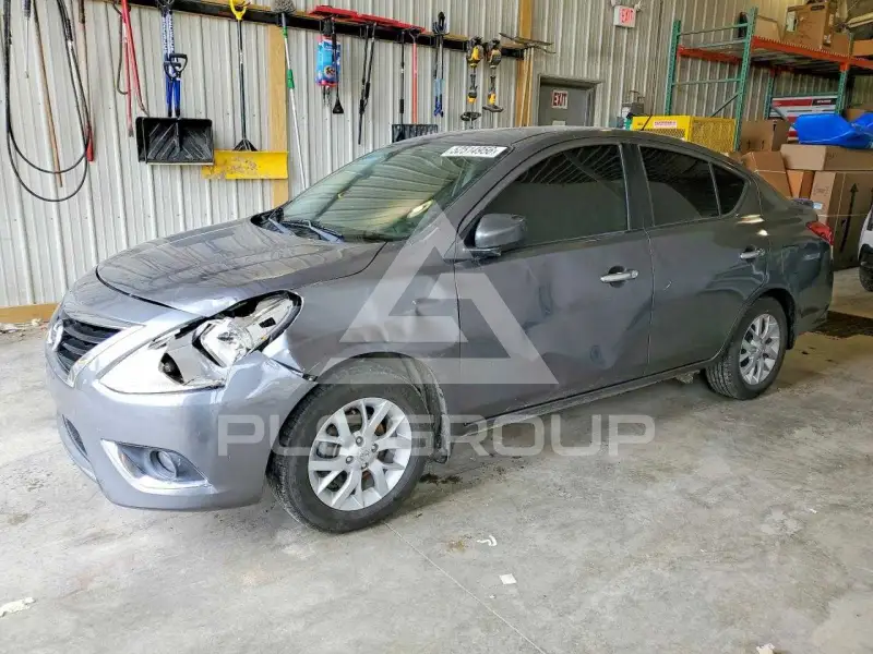 2018 Nissan VERSA фото
