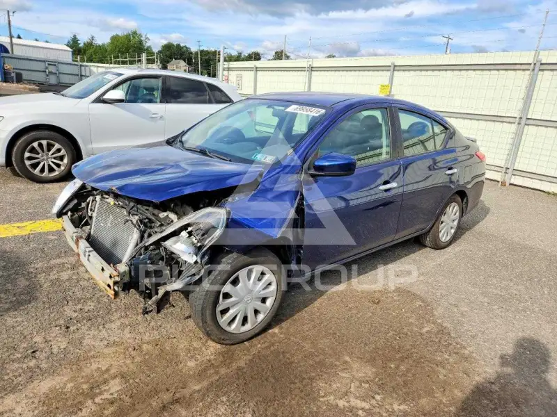 2018 Nissan VERSA фото