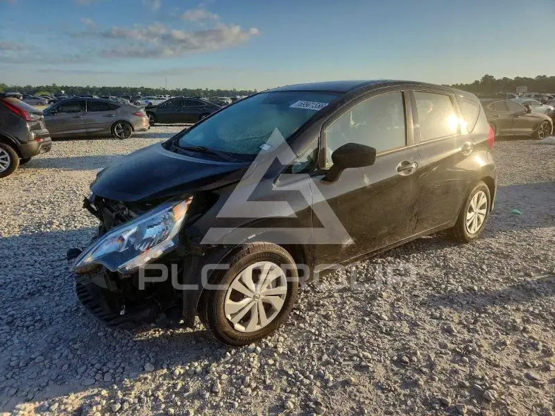 2018 Nissan VERSA photo