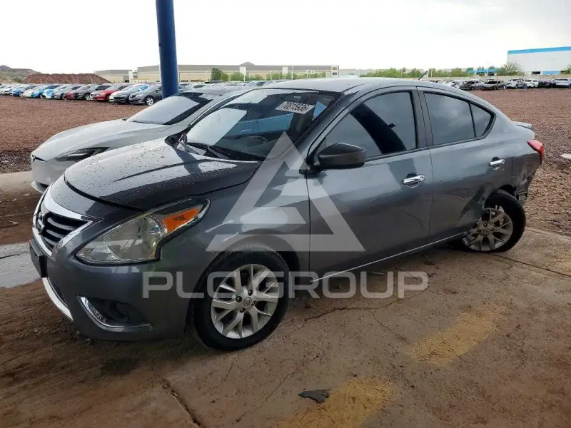 2018 Nissan VERSA фото
