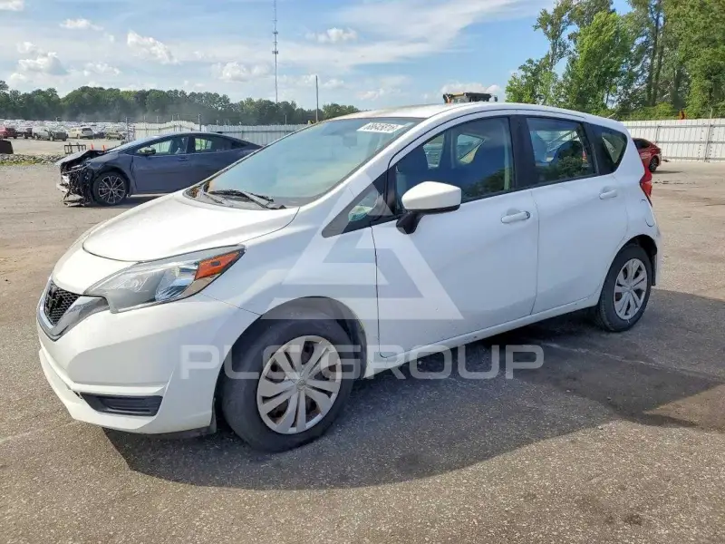 2018 Nissan VERSA фото
