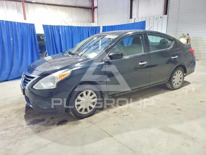 2018 Nissan VERSA фото
