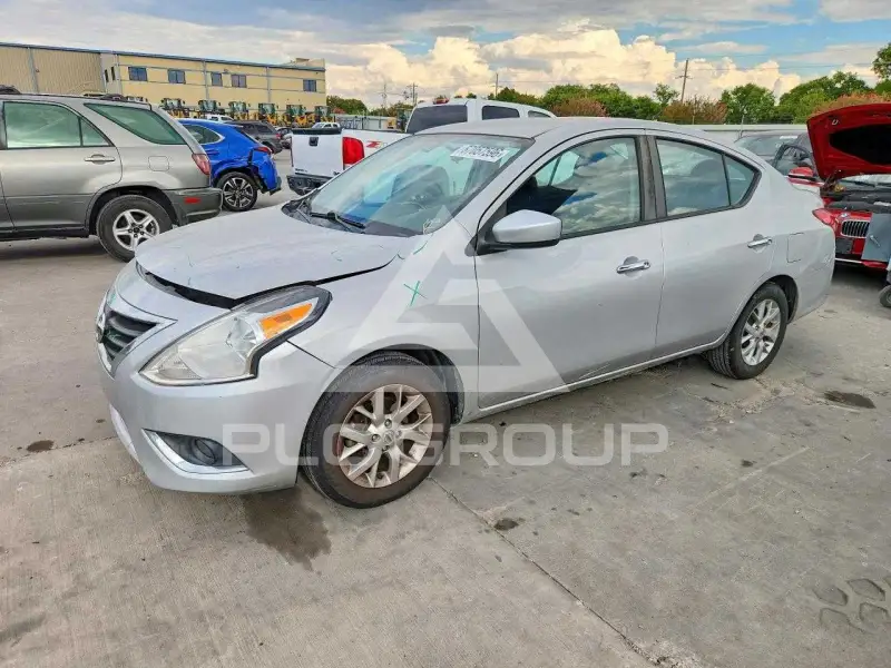 2018 Nissan VERSA фото