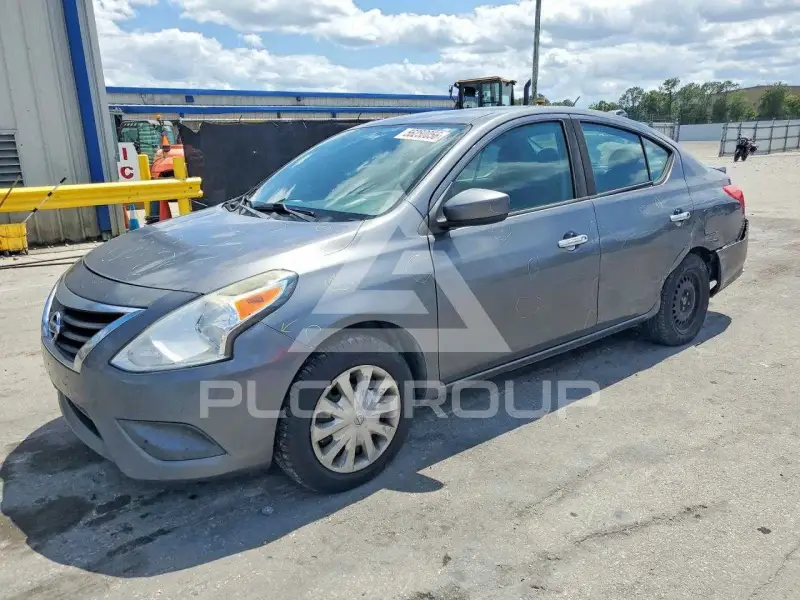 2018 Nissan VERSA фото