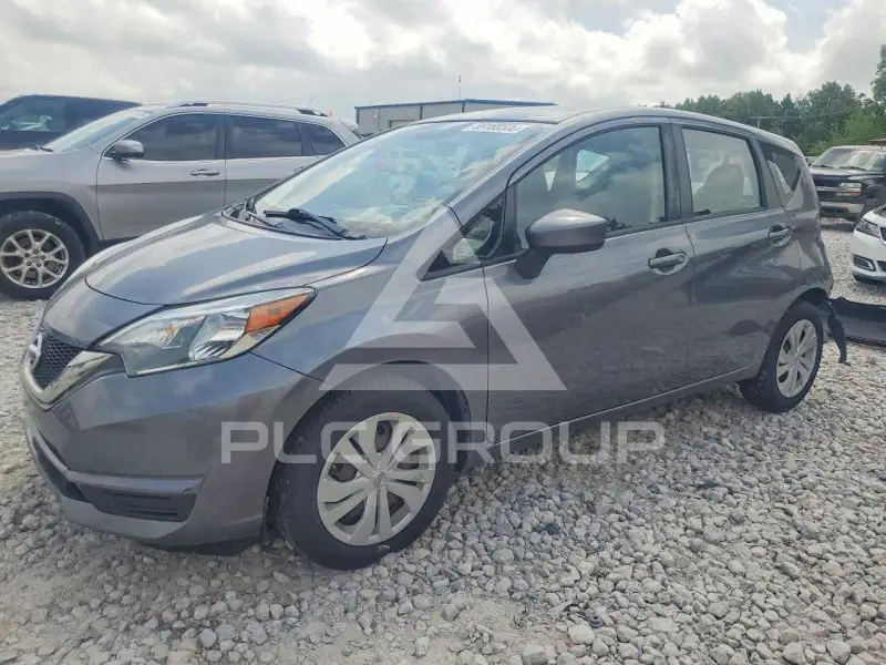 2018 Nissan VERSA photo