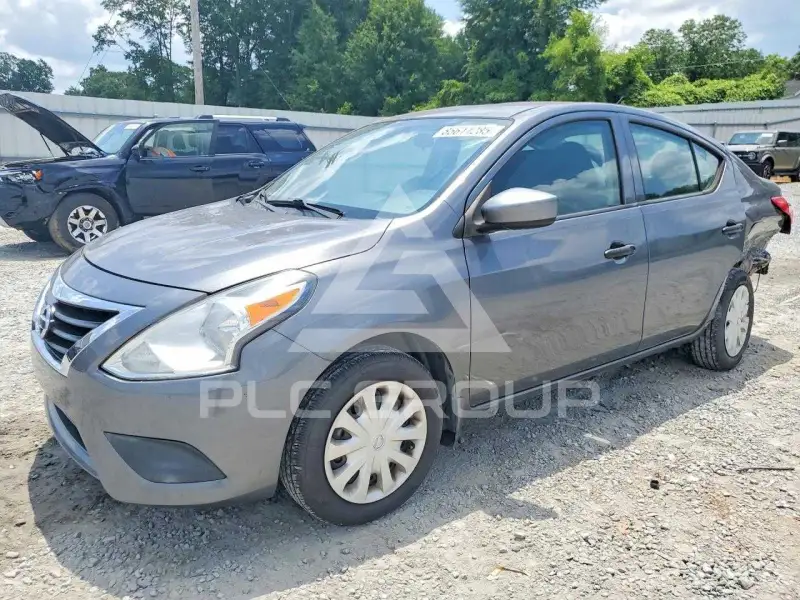 2018 Nissan VERSA photo