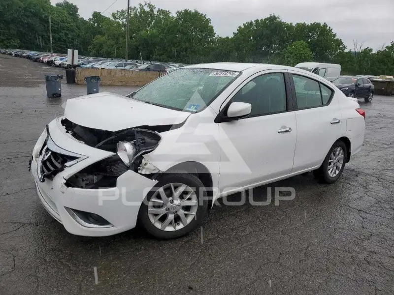 2018 Nissan VERSA фото