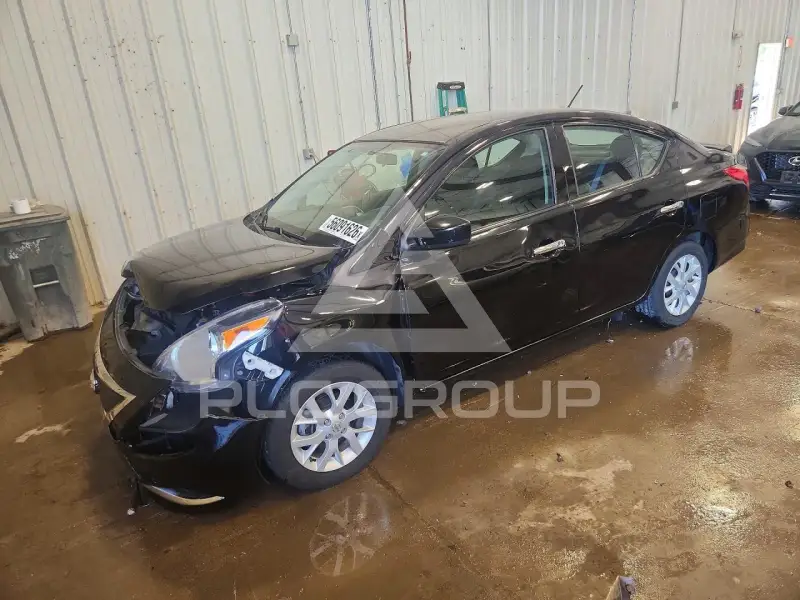 2018 Nissan VERSA фото