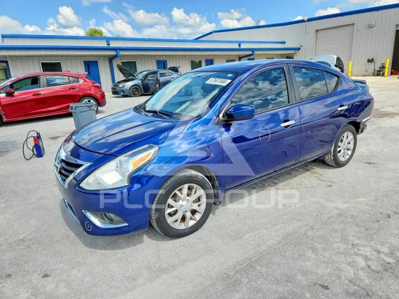 2018 Nissan VERSA фото