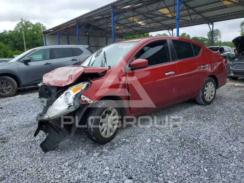 2018 Nissan VERSA фото