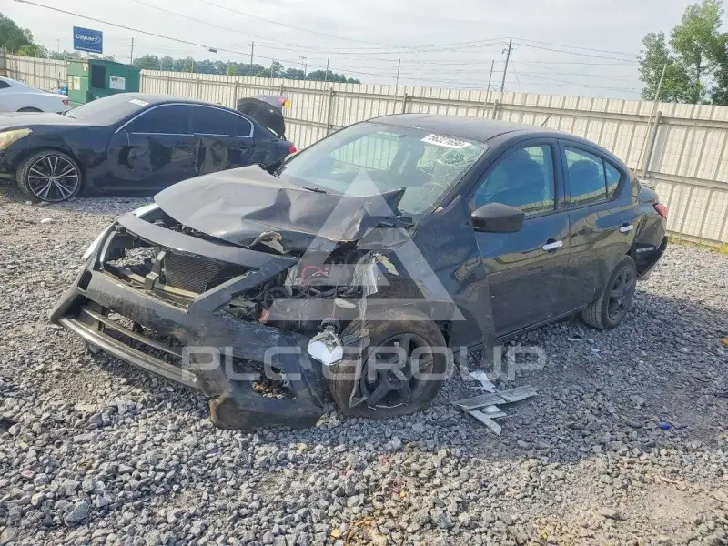 2018 Nissan VERSA фото
