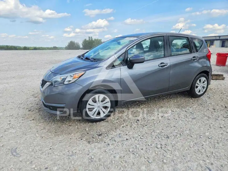 2018 Nissan VERSA photo